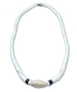 שרשרת צ'וקר לבנה דסקיות צדפים אמתיות ותליון צדף