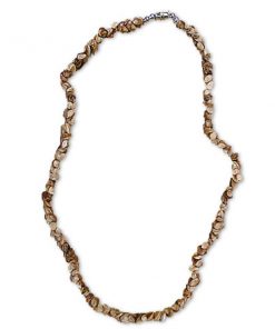 PICT5034 שרשרת צ'וקר דסקיות שברי צדפים דגם שבלול